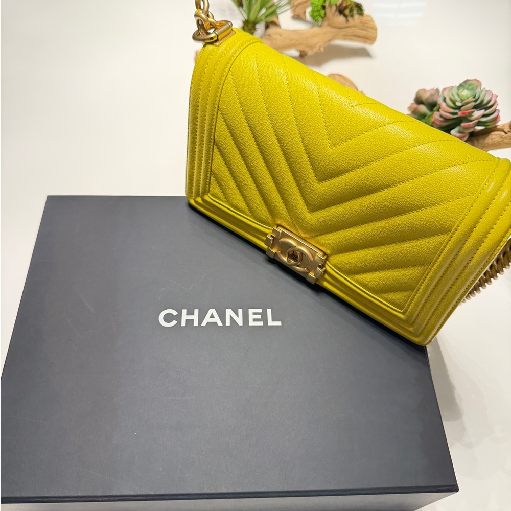 Chanel Vibrant Yellow Chevron Crossbody Bag like new